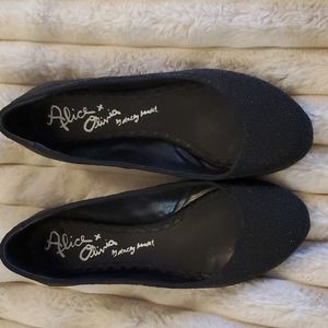 Alice + Olivia by Stacey Bendet Dawn Caviar Beaded Black Flats Size 5.5 …